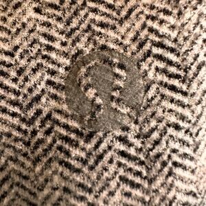 Lululemon cropped workout pants